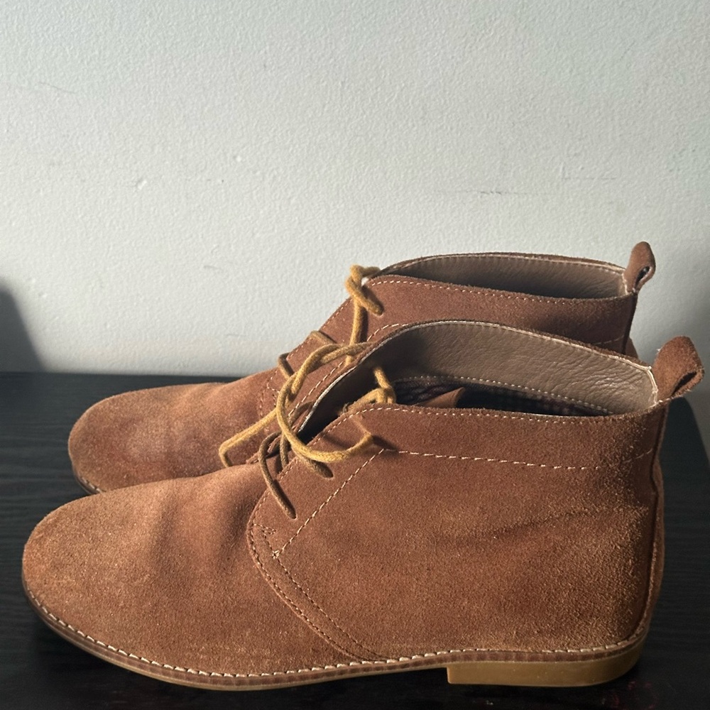White Mountain Auburn Suede Chukka Boots